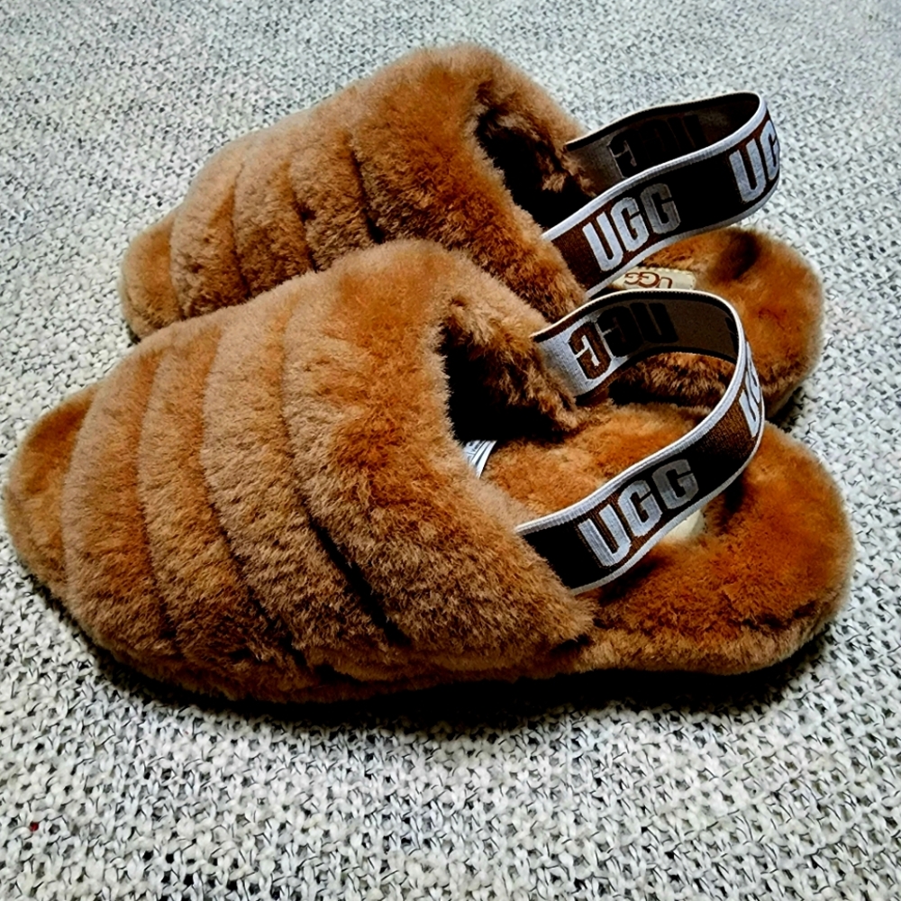 UGG Fluff Yeah Slide Sheepskin Slippers